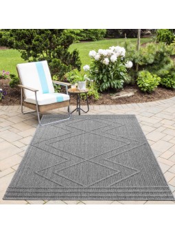 Geometric zigzag checkered...