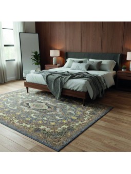 Klassischer Teppich mit...