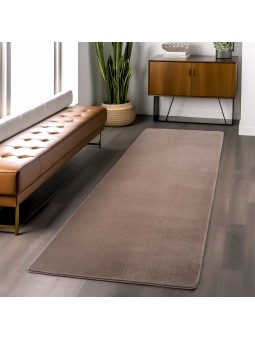 Tvättbar brun matta, kort...