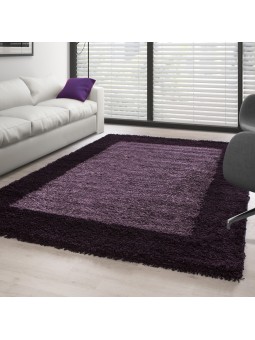 Lilac shaggy rug with frame...